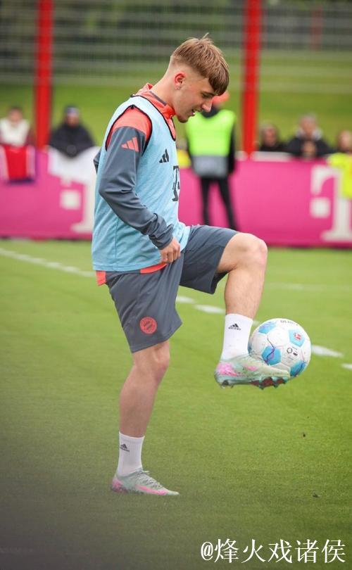 伦纳特-卡尔：我一直在努力加强右脚，今天算是
